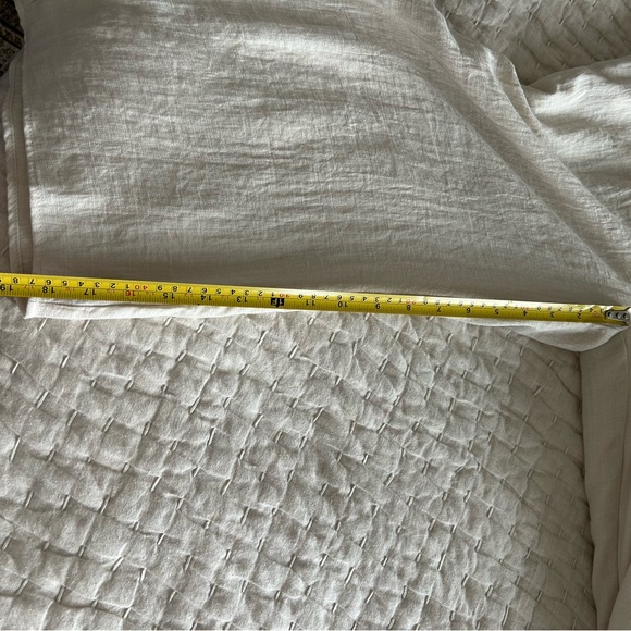 Ivy City Co Arianna Jumpsuit; Size M; Cream - Picture 9 of 13